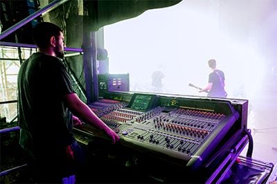 摩斯国际RIVAGE PM10闪耀瑞士最大规模音乐节