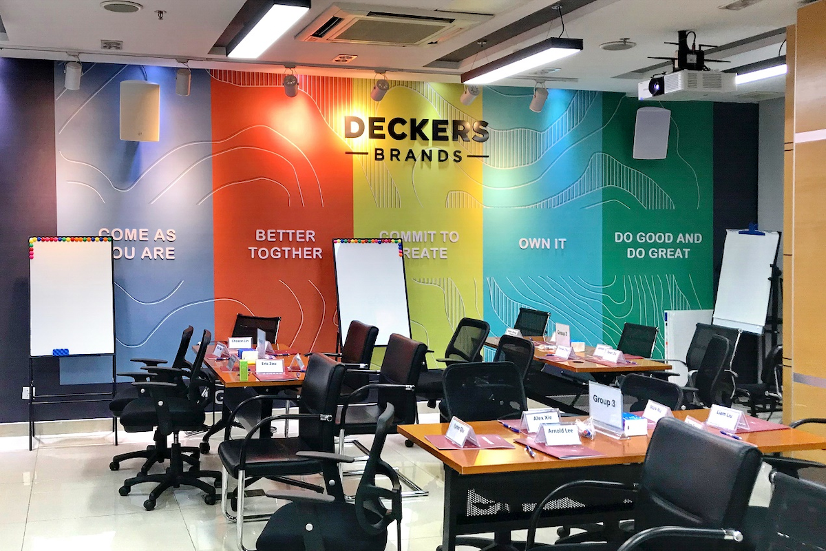 案例｜摩斯国际ADECIA会议解决方案协助跨国公司Deckers实现多种会议场景